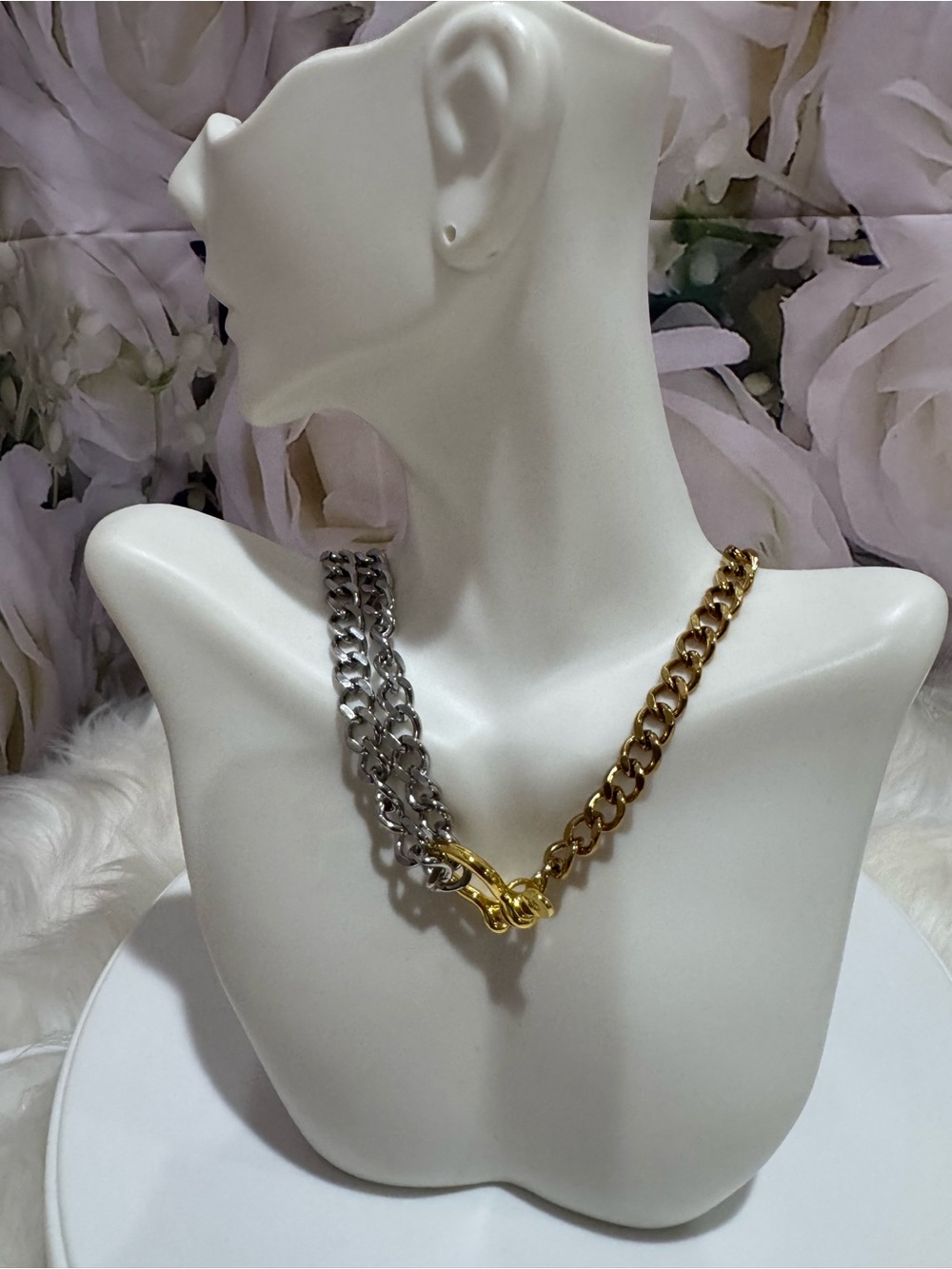 Horseshoe Necklace Stainless Steel